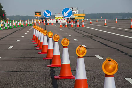 Who are the Top Traffic Management Manufacturers in the UK? (Reviews/Ratings)